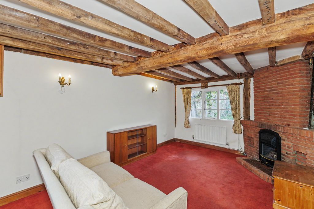 Property photo 2 of 19 50 High St, Feckenham, Worcestershire B96 6Hs