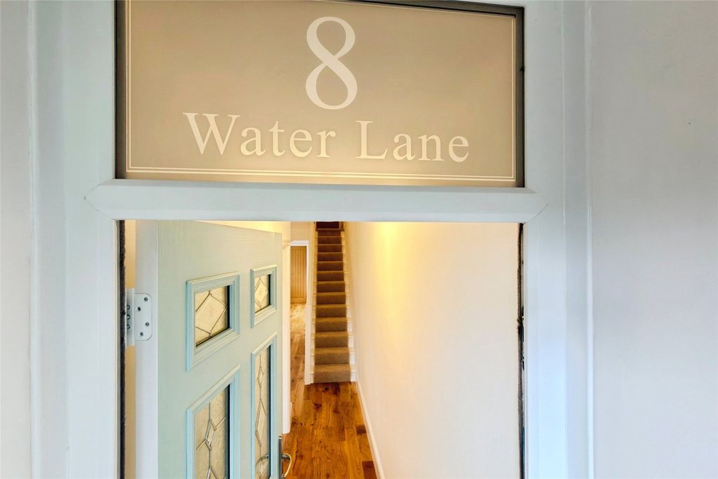 Property photo 2 of 22 Picture No. 23