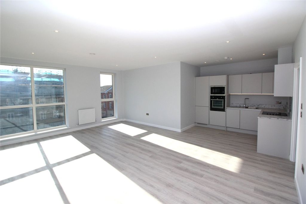 Property photo 2 of 9 Lounge View 2