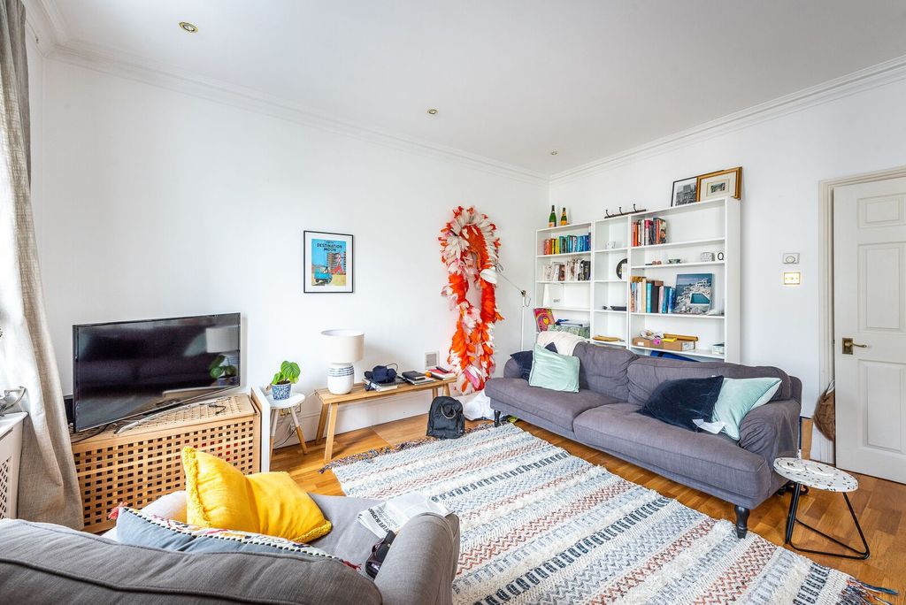 Property photo 1 of 5
