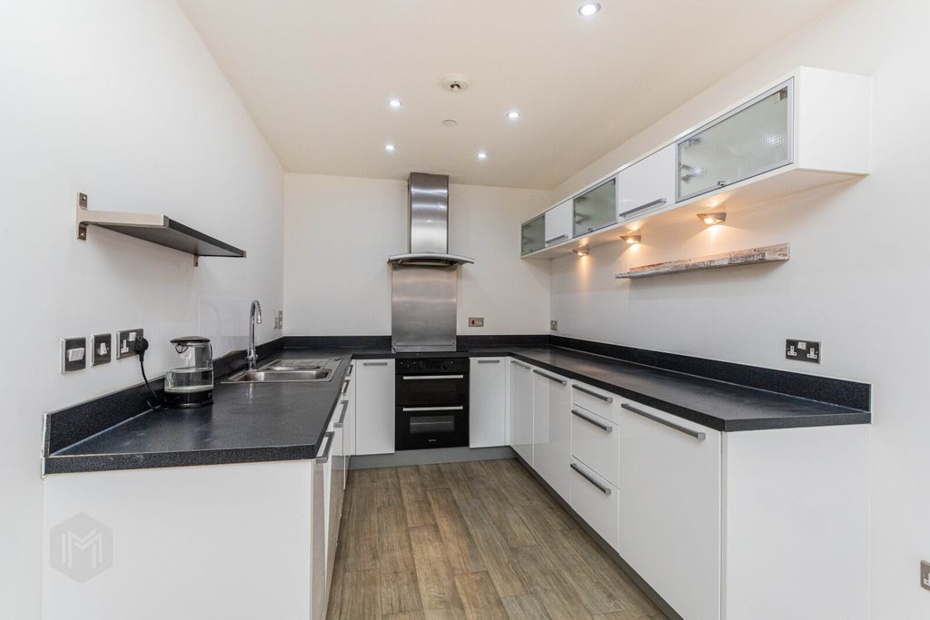 Property photo 3 of 16 Picture No. 07