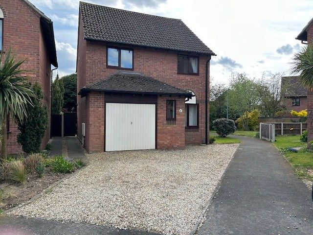 Property photo 1 of 12