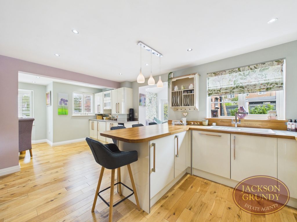 Property photo 2 of 23 Cornflower Close