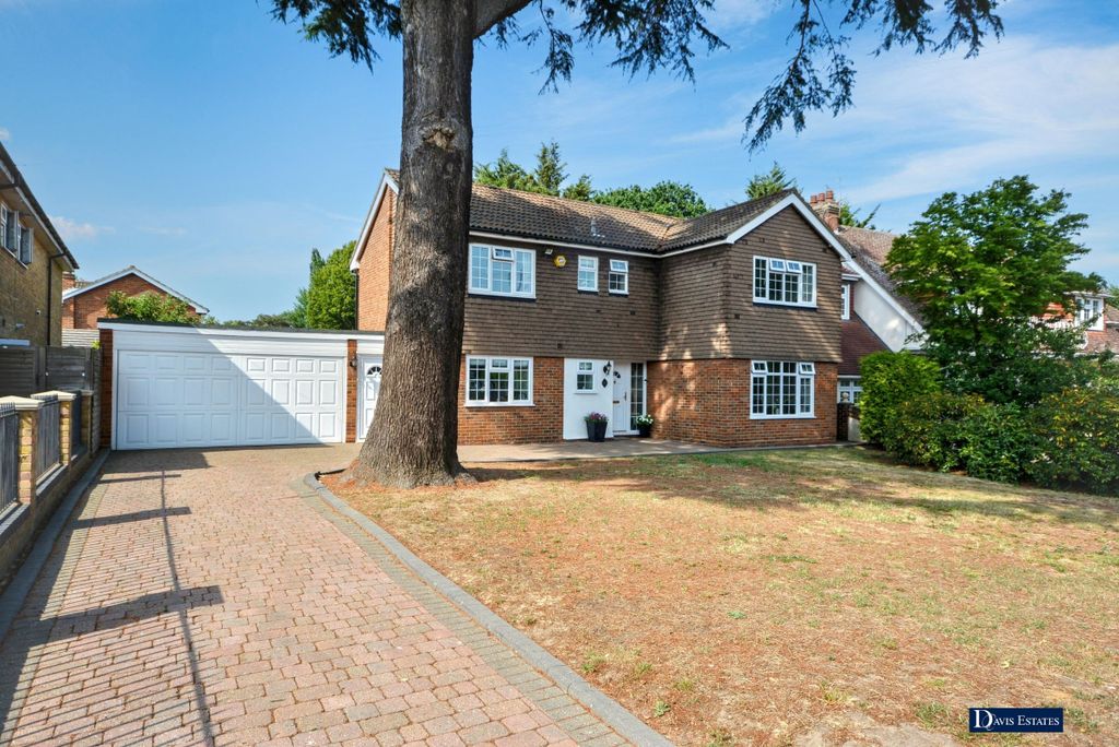Property photo 1 of 19