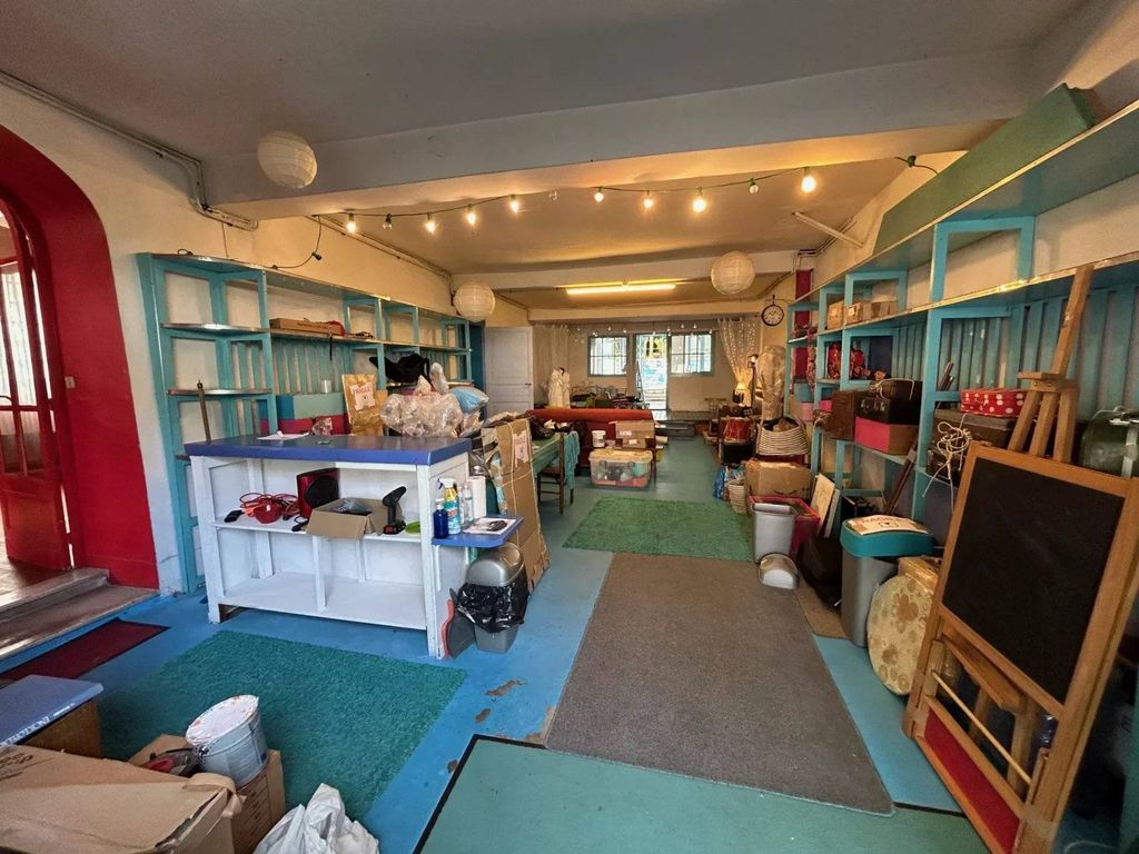 Property photo 3 of 10
