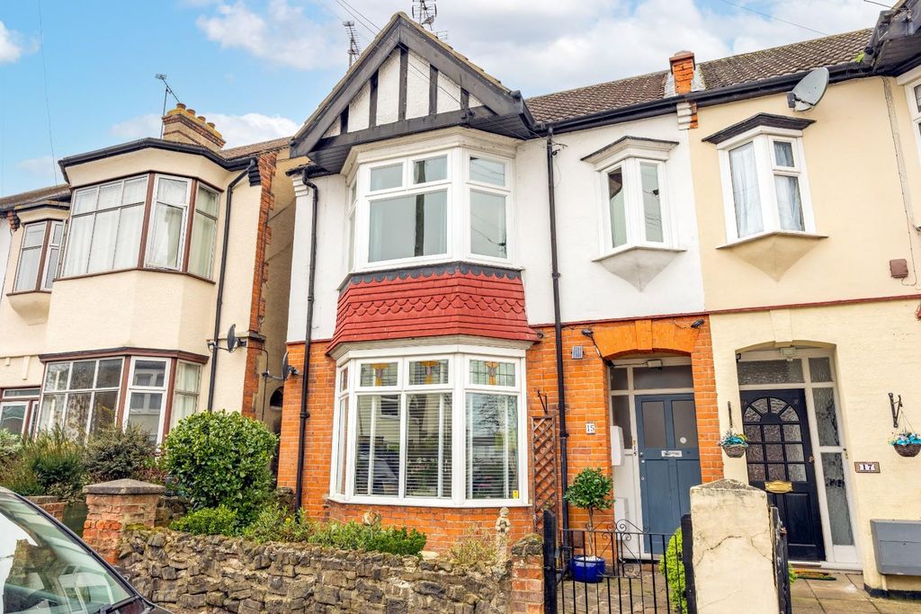 Property photo 1 of 16 Front