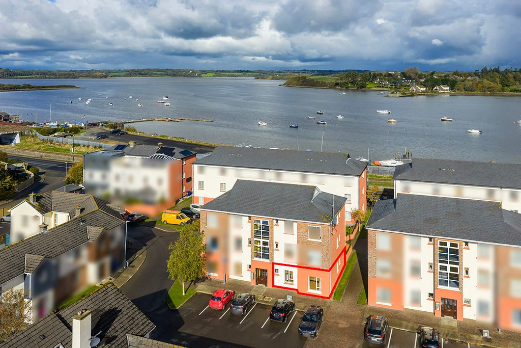 Property photo 3 of 25