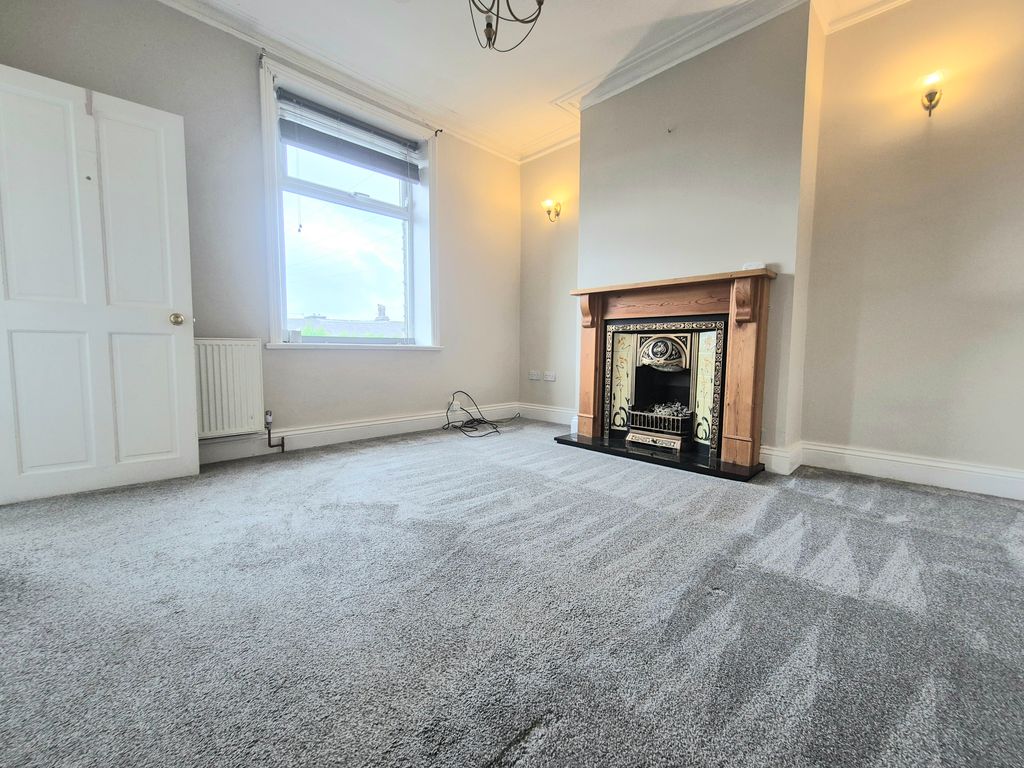 Property photo 2 of 9 Image