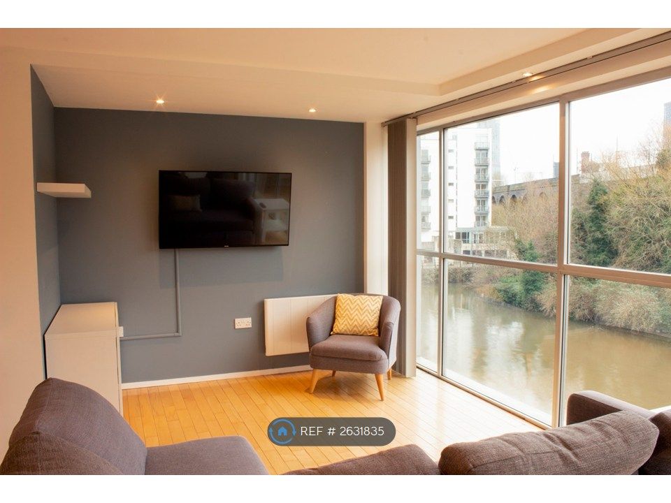 Property photo 2 of 10 Open-Plan Living Area