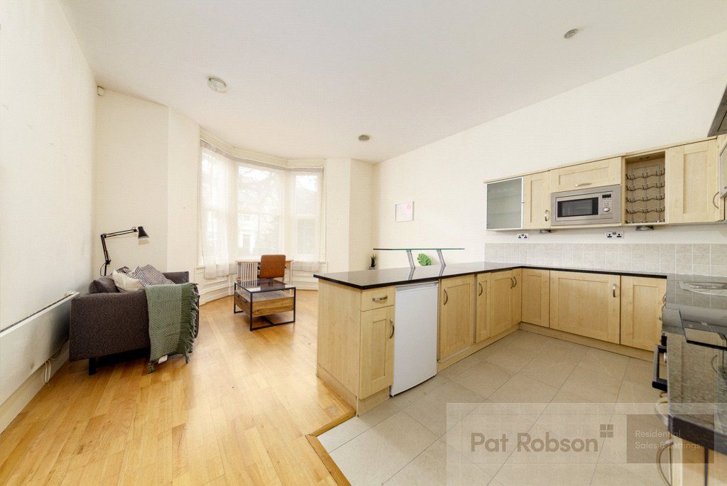 Property photo 2 of 13 Picture 2