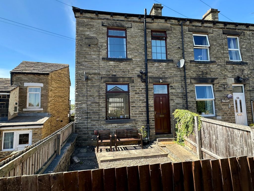 Property photo 1 of 24