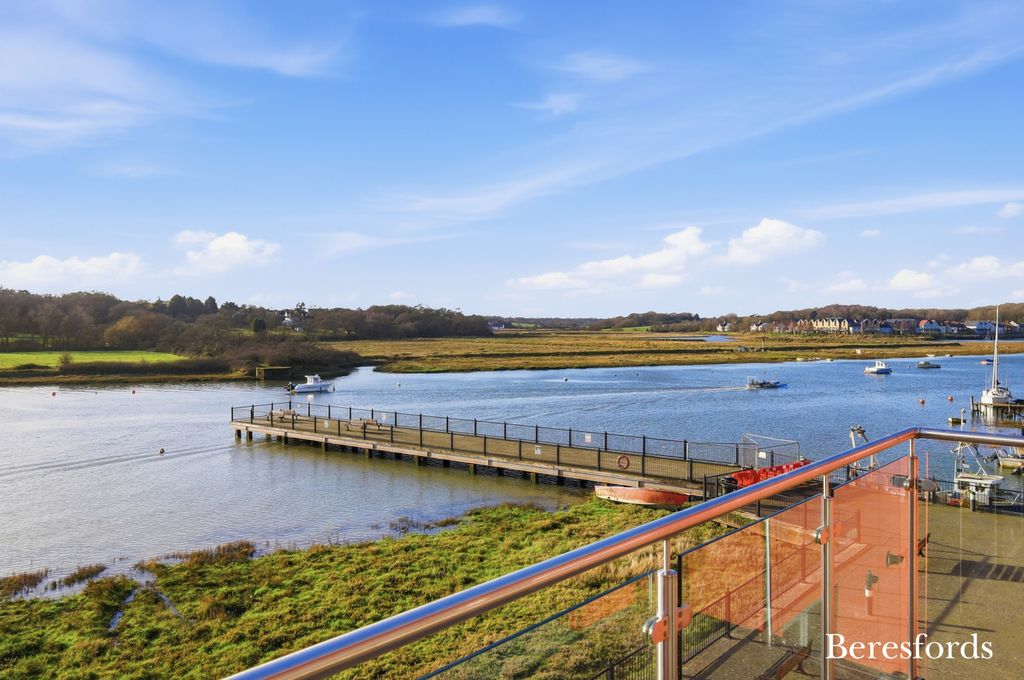 Property photo 2 of 37 Picture 2