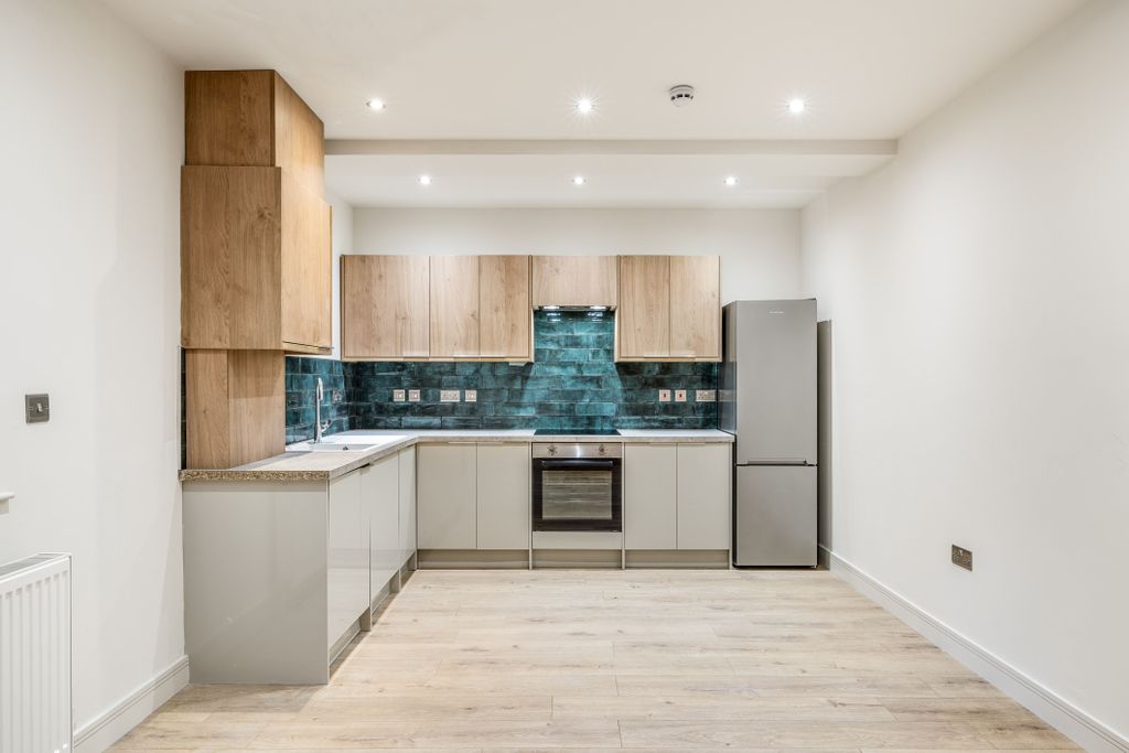 Property photo 1 of 3