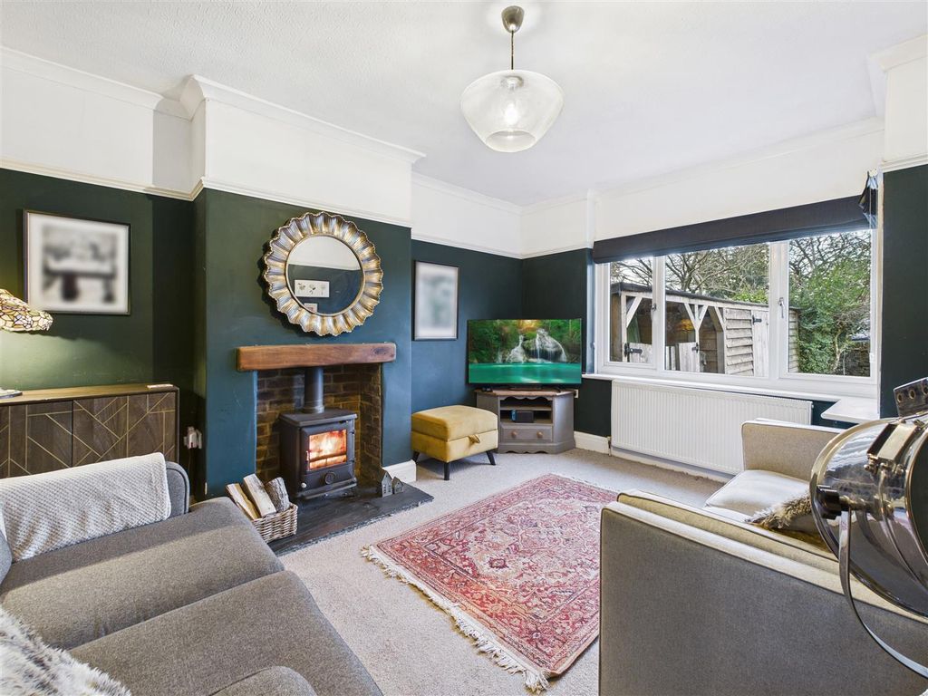 Property photo 2 of 22 Cam05476G0-Pr0099-Still015.Jpg