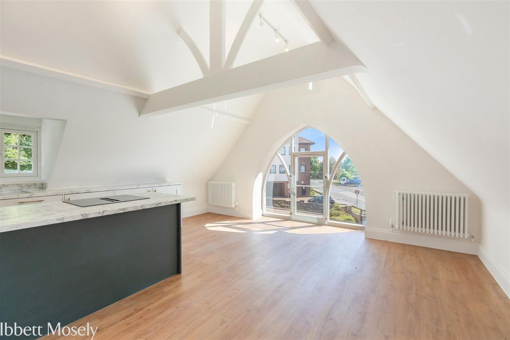 Property photo 2 of 18 32 Kitchen - Reception.Jpg