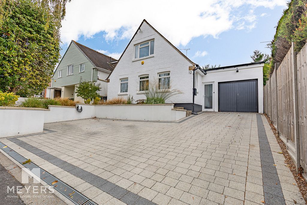 Property photo 1 of 16