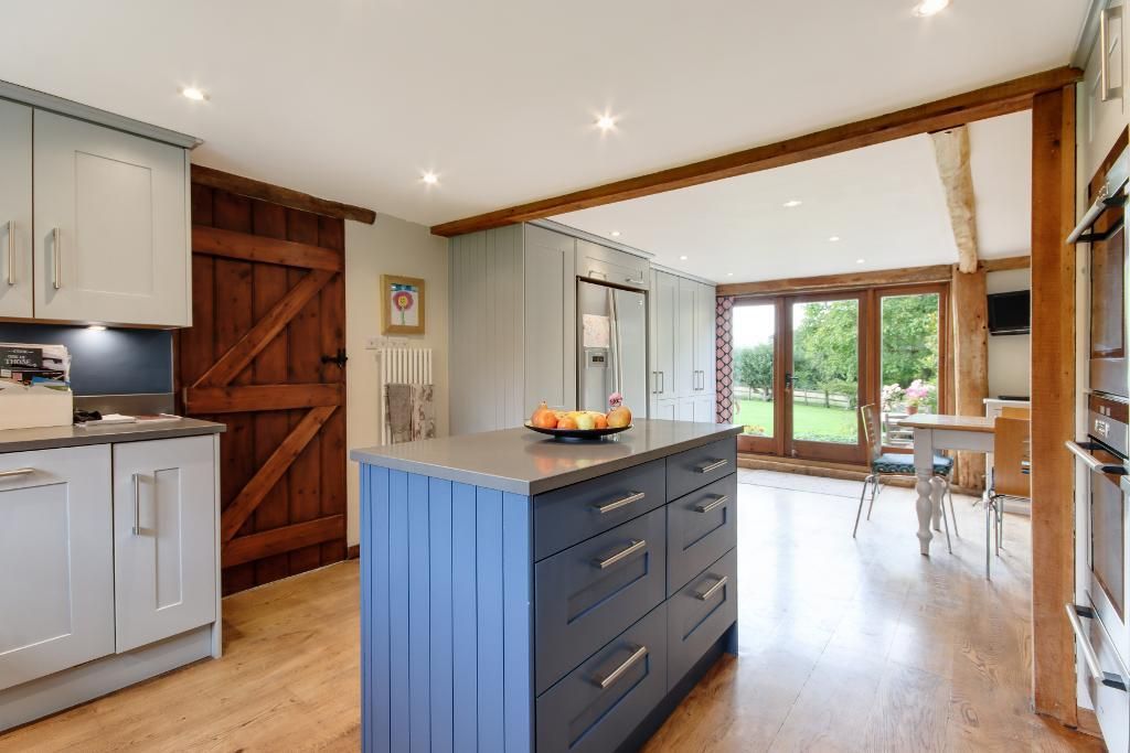 Property photo 3 of 30 Photo 3