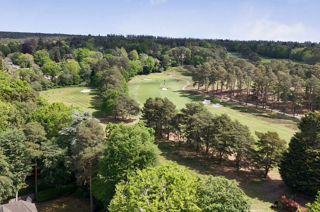 Property photo 2 of 28 2-69Fb6c9c88111-1...