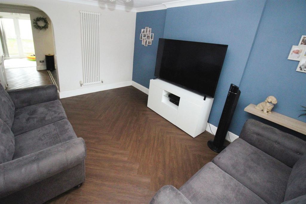 Property photo 2 of 27 Img_1308.Jpg