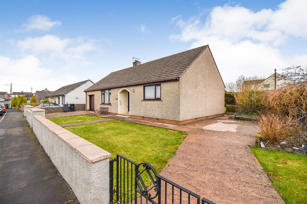 Property photo 1 of 16