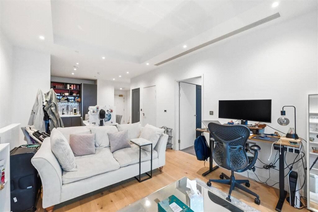 Property photo 3 of 8 Picture No. 04