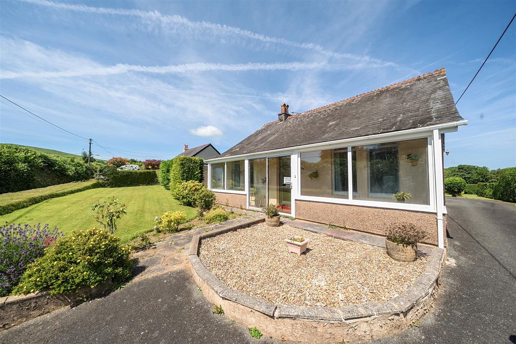Property photo 3 of 22 Meera Front.Jpg