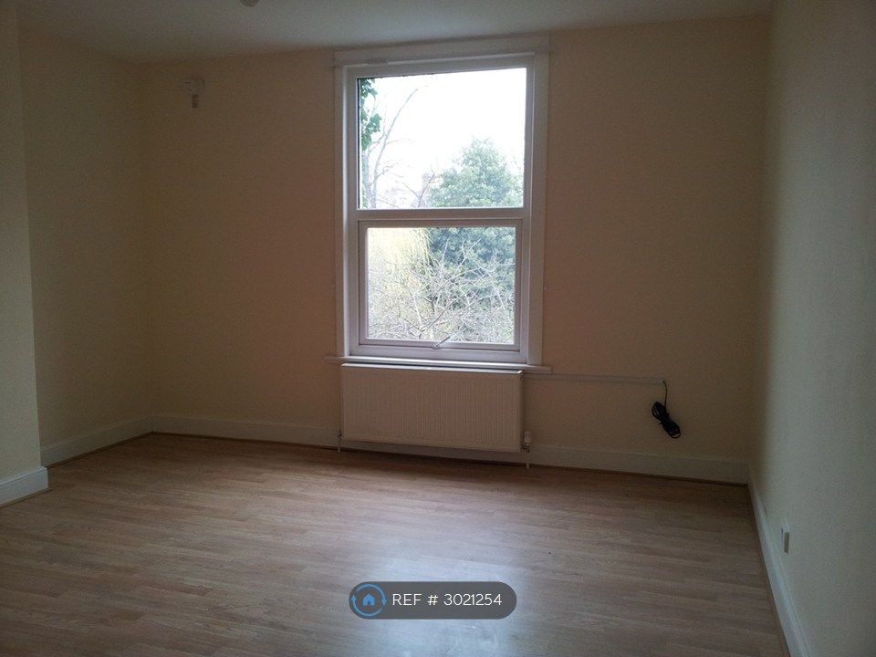 Property photo 3 of 4