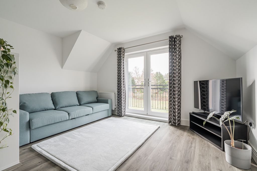 Property photo 2 of 16 Property Image 2