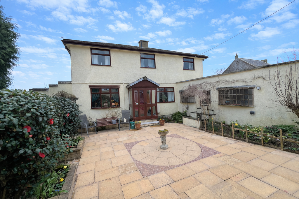 Property photo 1 of 25