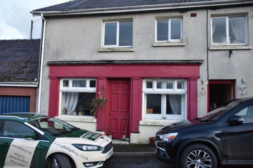 Property photo 1 of 8