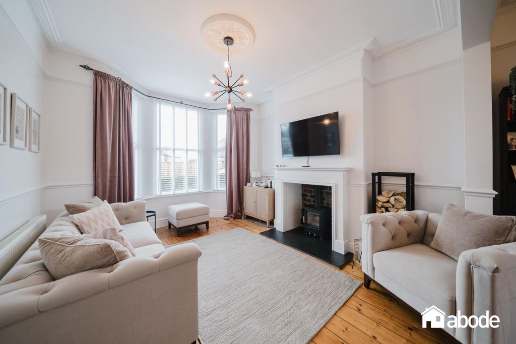 Property photo 2 of 42 Dsc03194-Hdr.Jpg