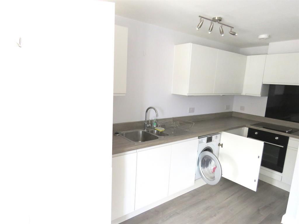Property photo 3 of 6 Kitchen Area
