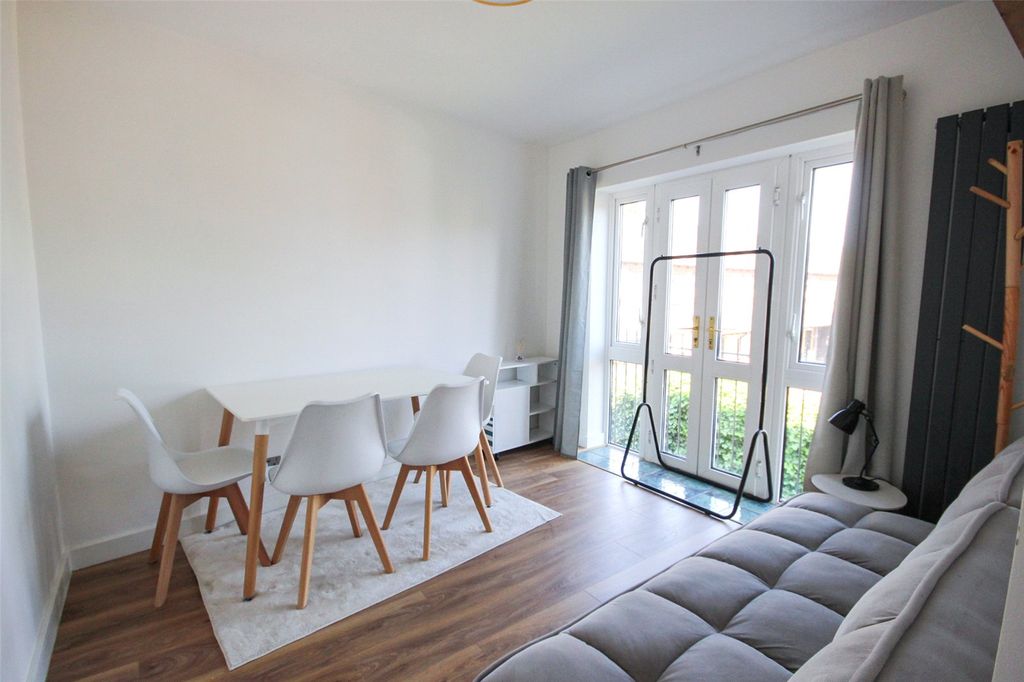 Property photo 3 of 17 Picture No. 03