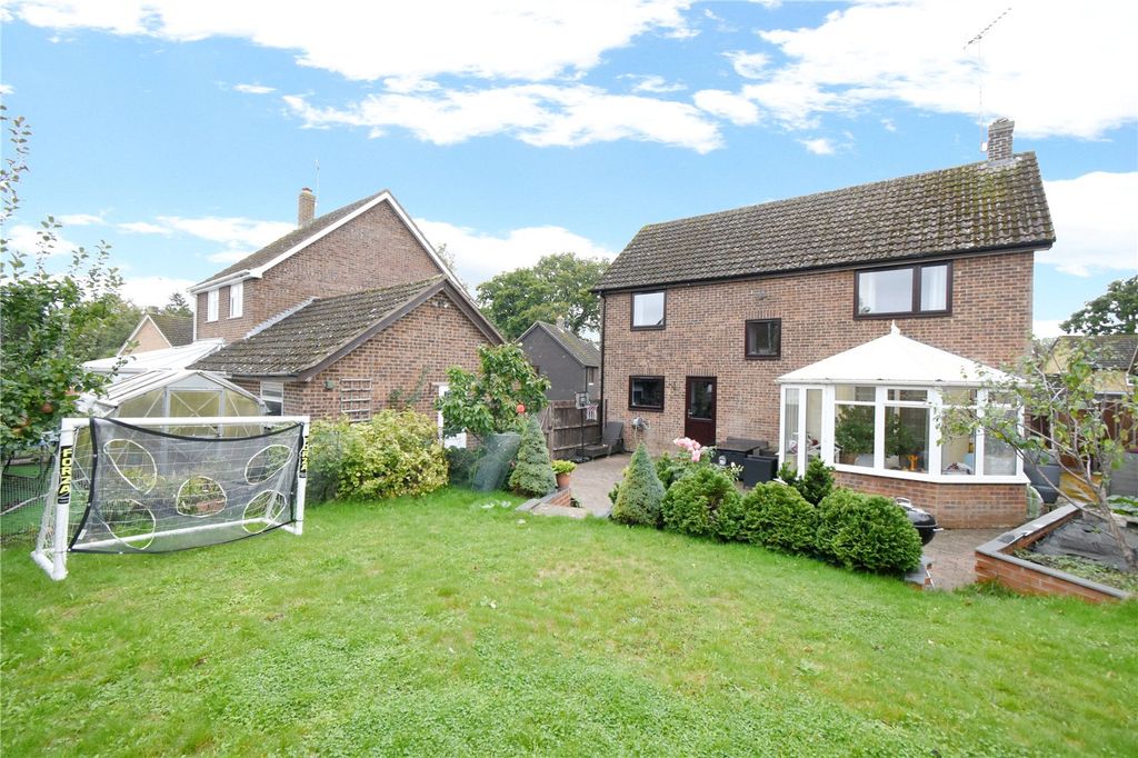 Property photo 2 of 15 Picture No. 13