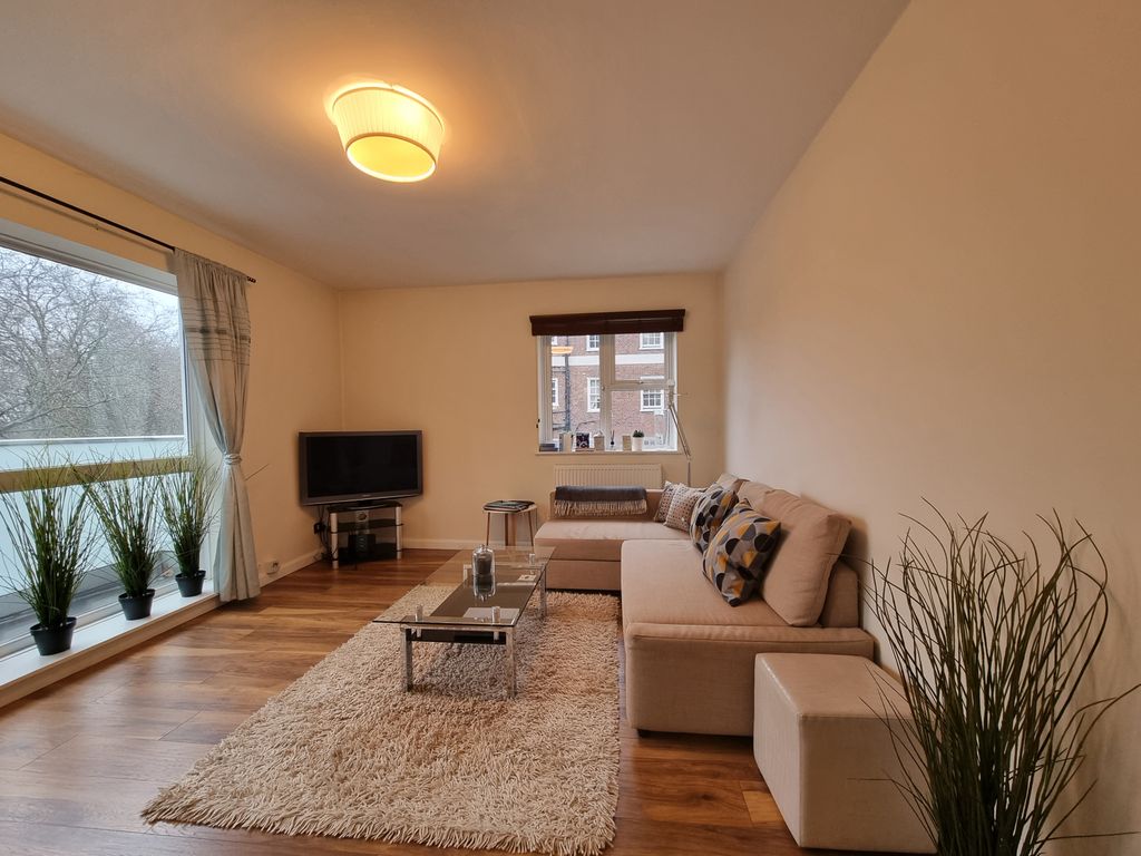 Property photo 2 of 9 Gallery