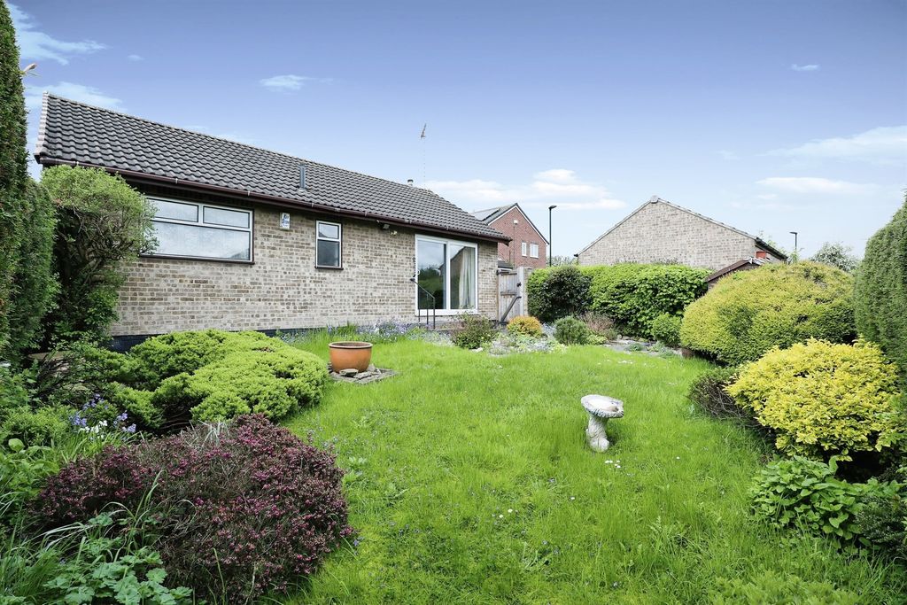 Property photo 2 of 14