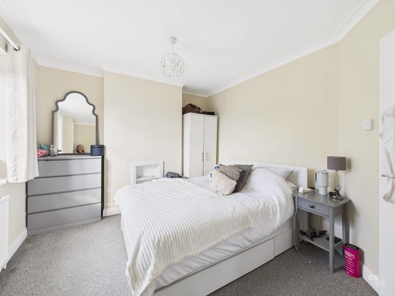 Property photo 3 of 14 Photo 11