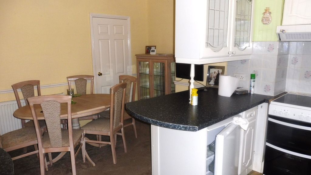 Property photo 3 of 22