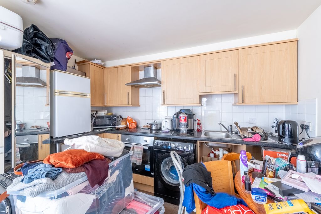 Property photo 3 of 13