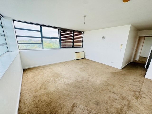 Property photo 2 of 10 Gallery