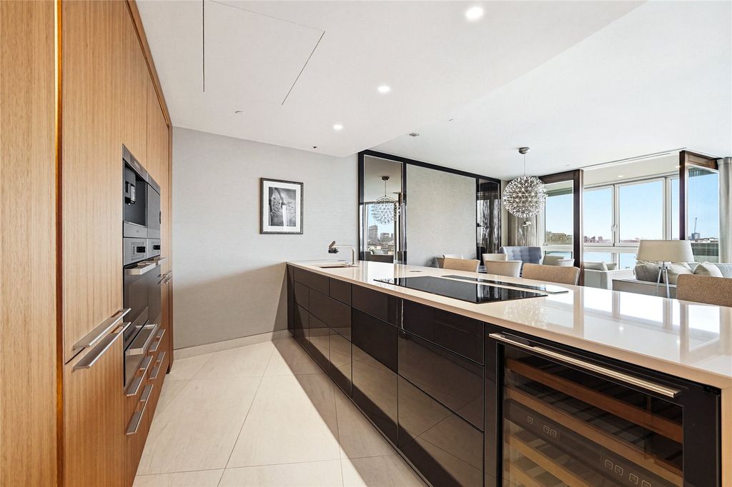 Property photo 3 of 12 Picture No. 05