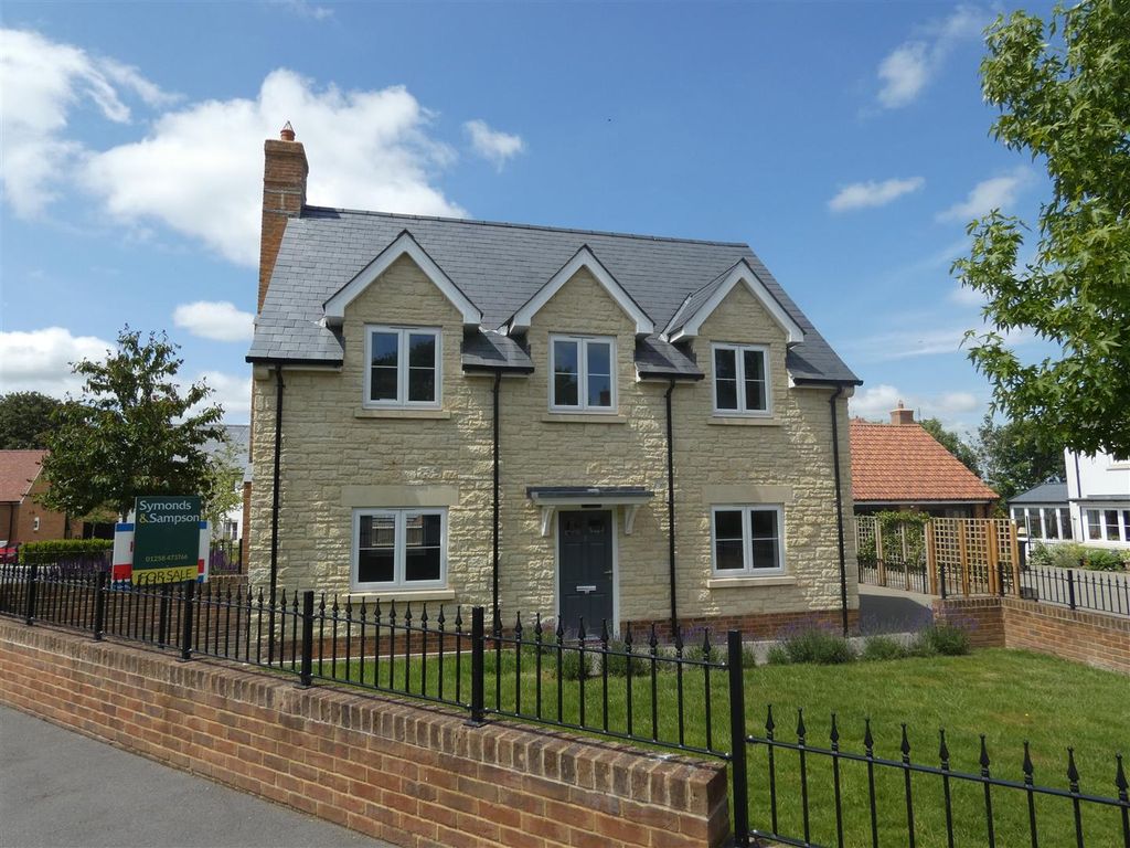 Property photo 1 of 16 Front
