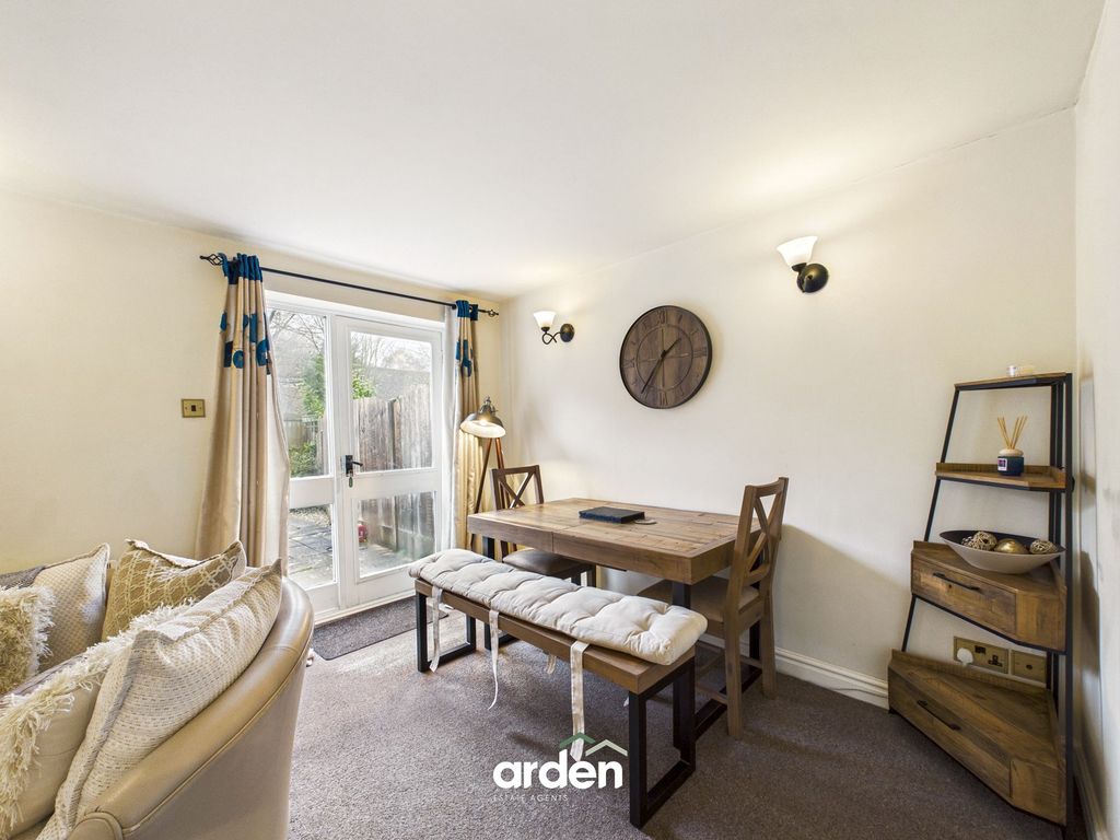 Property photo 3 of 12