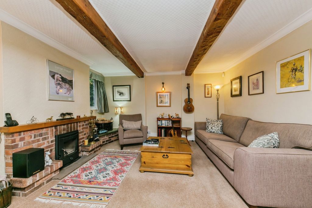 Property photo 2 of 22 Pbox-Img.Jpg