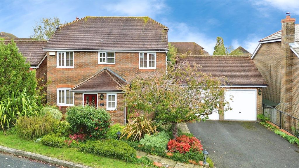 Property photo 1 of 27