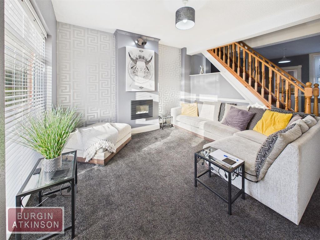 Property photo 3 of 23 Cam01619G0-Pr0173-Still008.Jpg