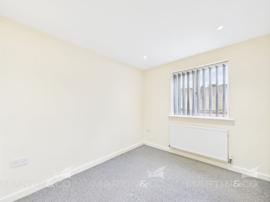 Property photo 3 of 5 Cam02406G0-Pr0477-Still001