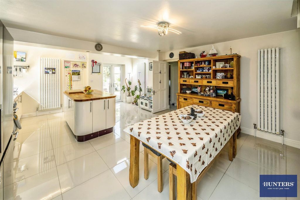Property photo 2 of 21 B66B65c8-Fwhsstain-250626-6.Jpg