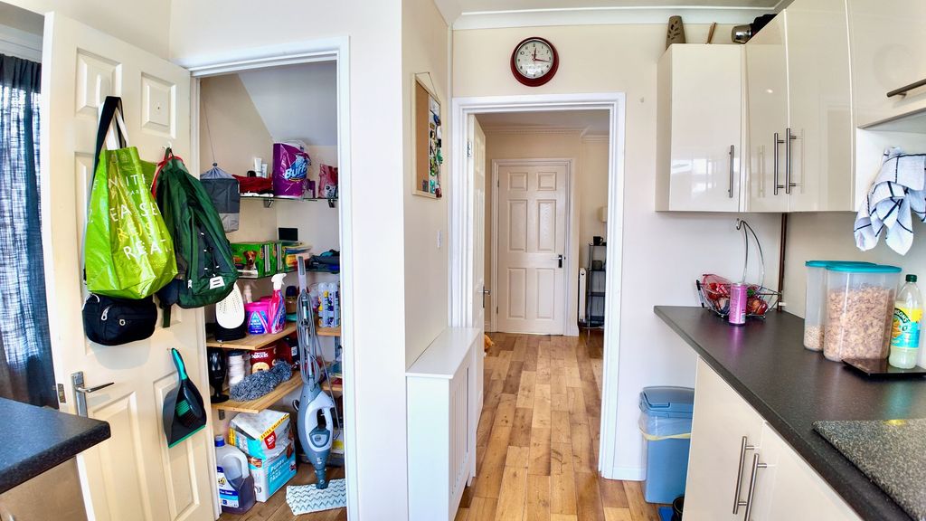 Additional image 18 of 3 bed semi-detached house for saleCrown Lane, Pontllanfraith NP12