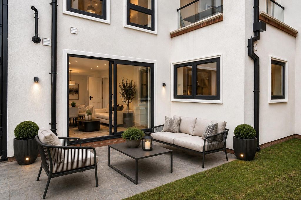 Property photo 1 of 6 Flat 2 - Patio.Png